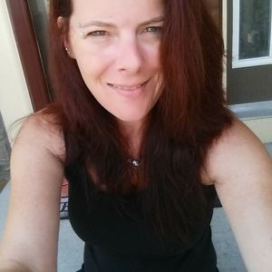 Meet your Posher, Steffi